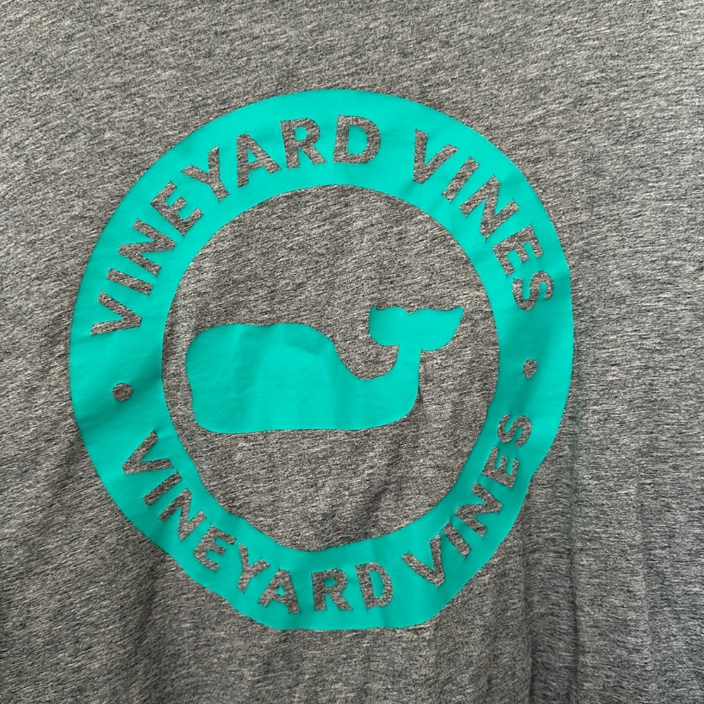 Vineyard Vines men’s Long-Sleeve Logo Graphic Pocket T-Shirt Size Large